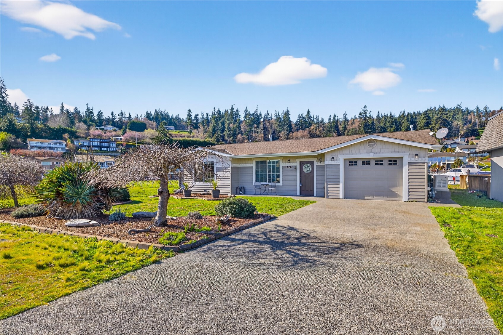 2227 Mariners Way Oak Harbor WA 98277