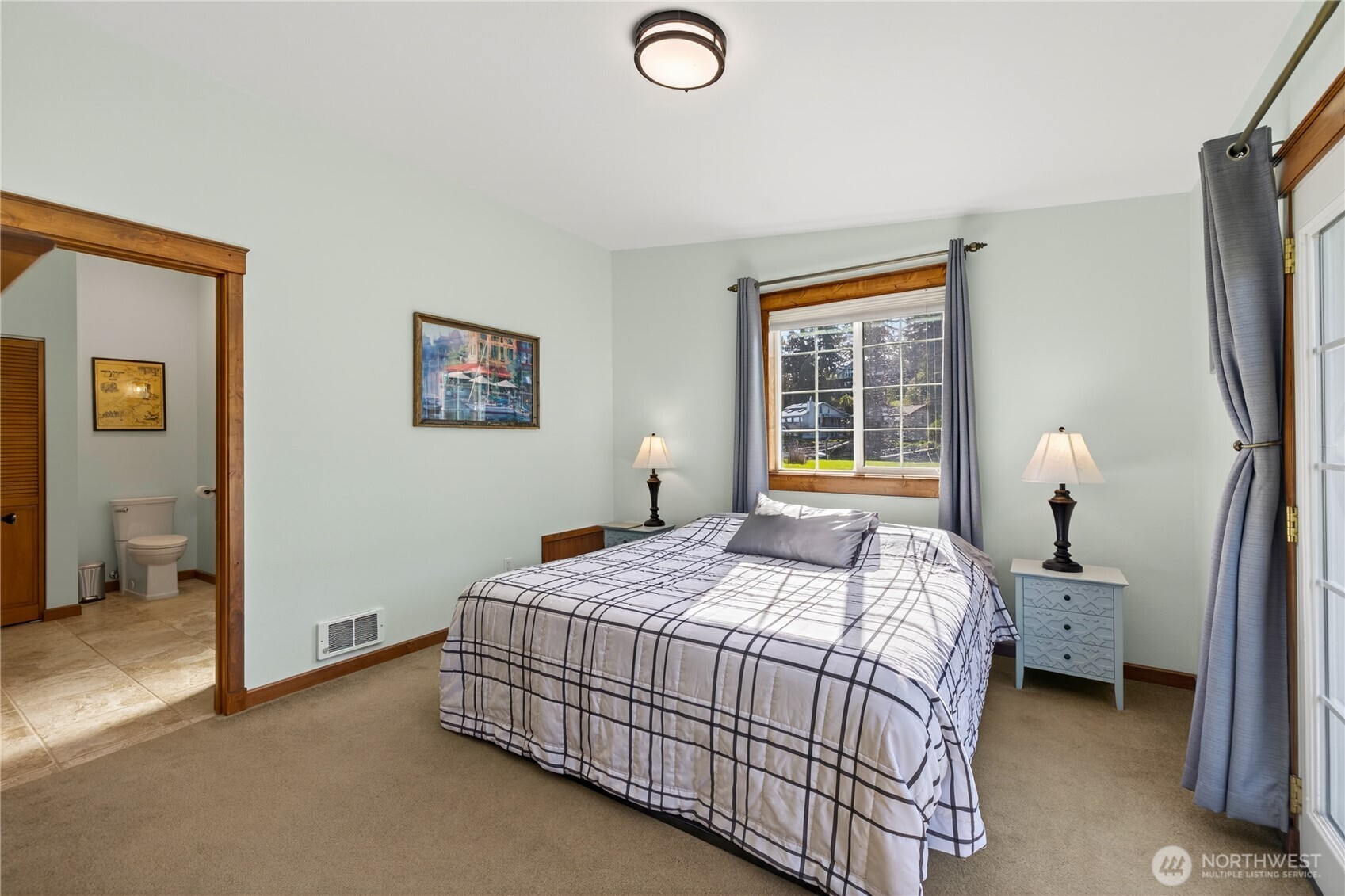 2227 Mariners Way Oak Harbor WA 98277