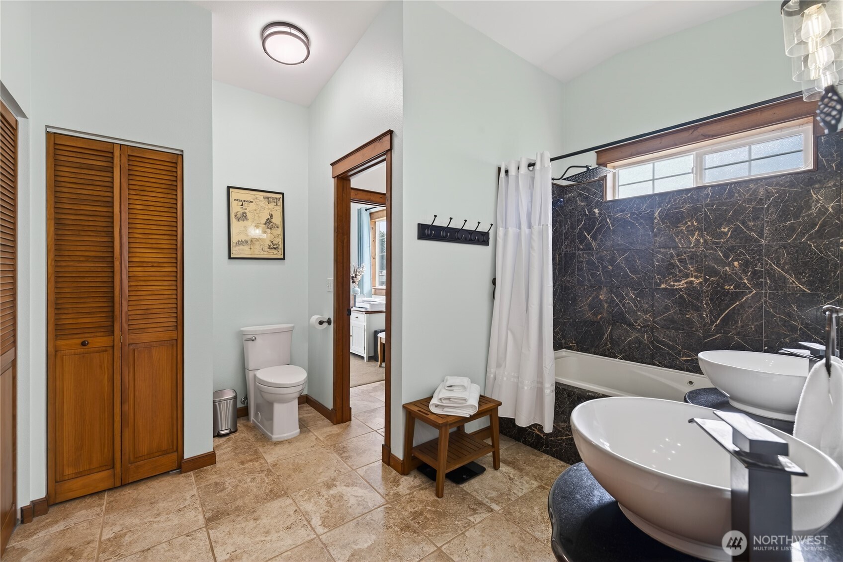 2227 Mariners Way Oak Harbor WA 98277