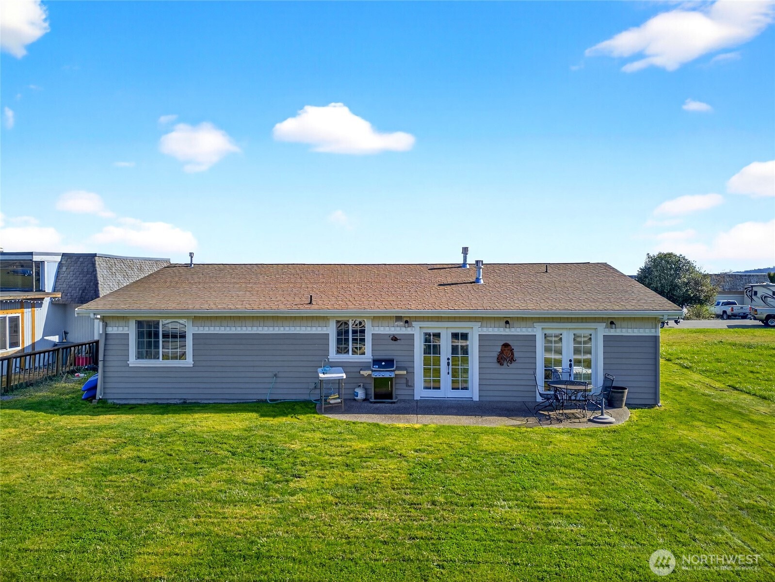 2227 Mariners Way Oak Harbor WA 98277