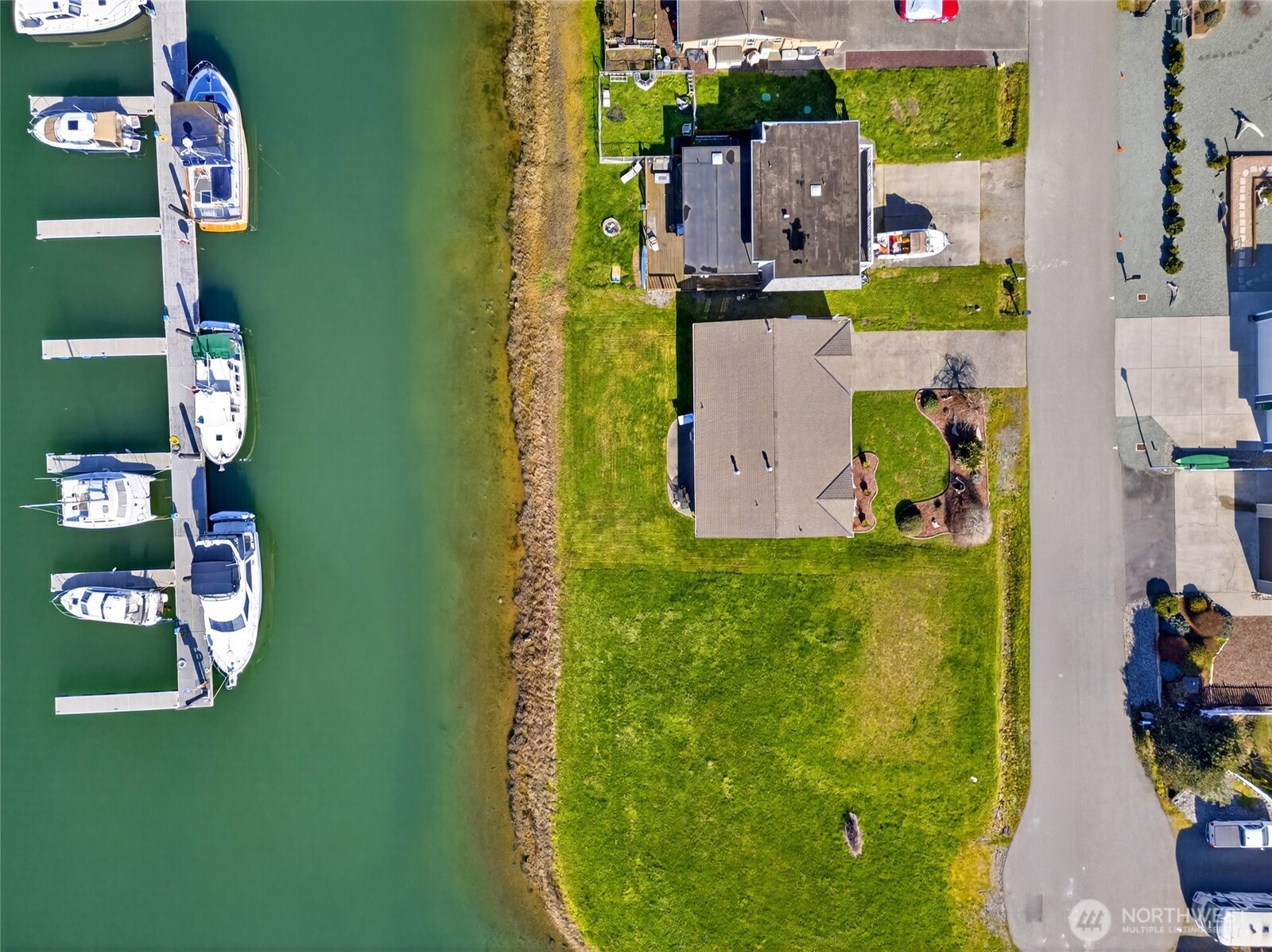 2227 Mariners Way Oak Harbor WA 98277
