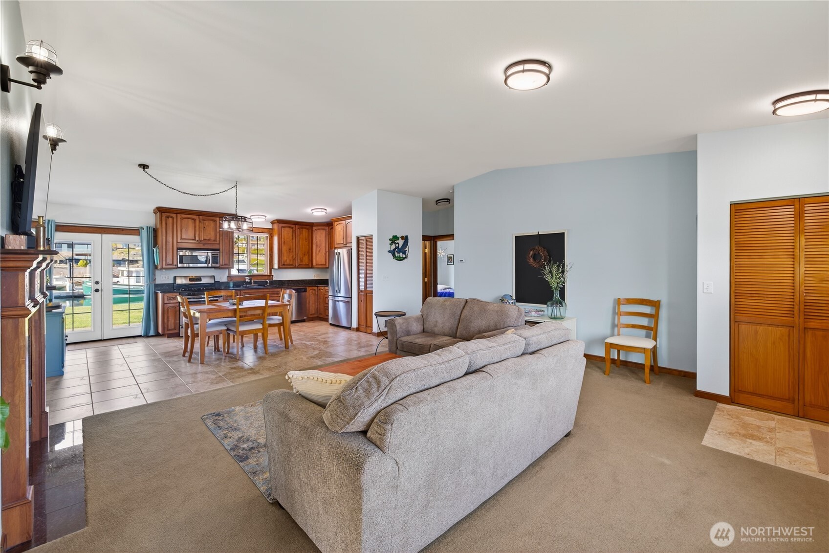 2227 Mariners Way Oak Harbor WA 98277