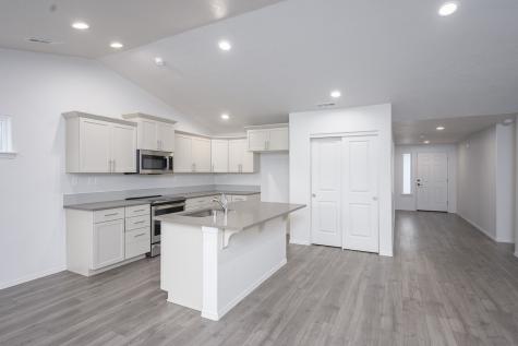 1205 W Sequoia Road Moses Lake WA 98837