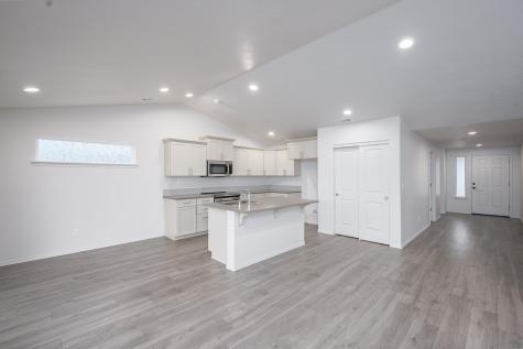 1205 W Sequoia Road Moses Lake WA 98837