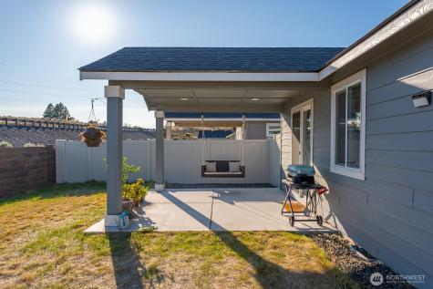 1205 W Sequoia Road Moses Lake WA 98837
