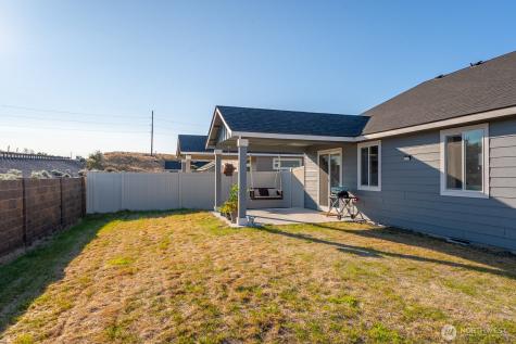 1205 W Sequoia Road Moses Lake WA 98837