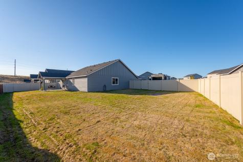 1205 W Sequoia Road Moses Lake WA 98837