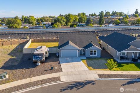 1205 W Sequoia Road Moses Lake WA 98837