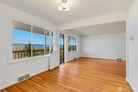 7508 56th Avenue NE Seattle WA 98115