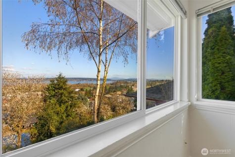 7508 56th Avenue NE Seattle WA 98115