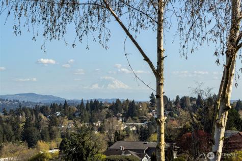 7508 56th Avenue NE Seattle WA 98115