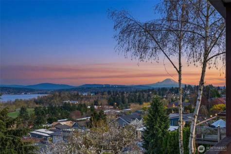 7508 56th Avenue NE Seattle WA 98115