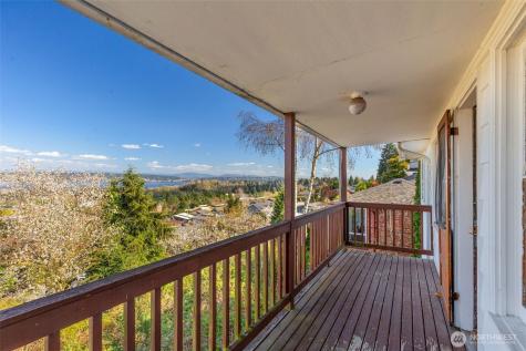 7508 56th Avenue NE Seattle WA 98115