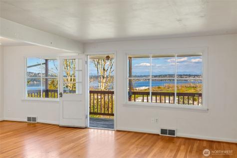 7508 56th Avenue NE Seattle WA 98115