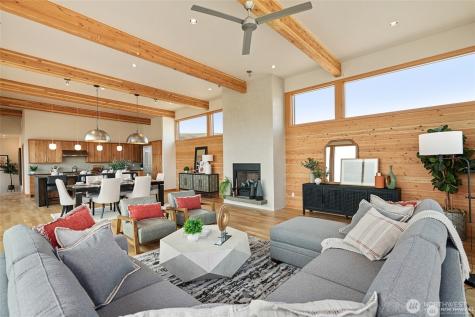 671 Ravens Home Lane Malaga WA 98828