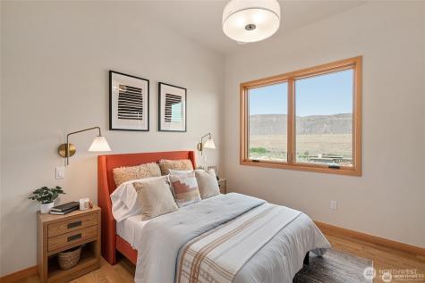 671 Ravens Home Lane Malaga WA 98828