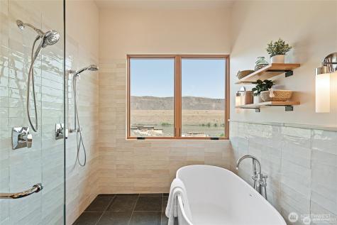 671 Ravens Home Lane Malaga WA 98828