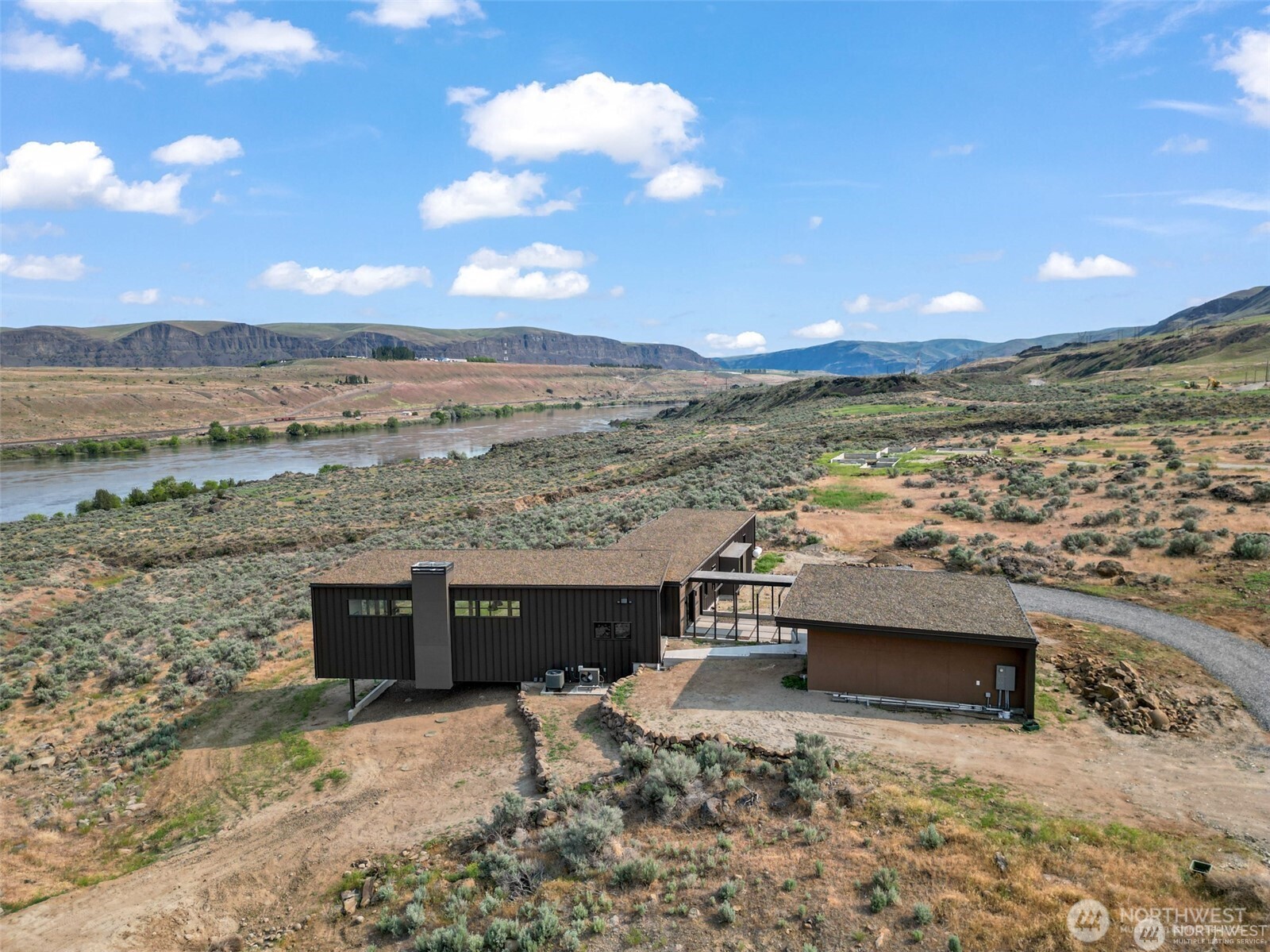 671 Ravens Home Lane Malaga WA 98828