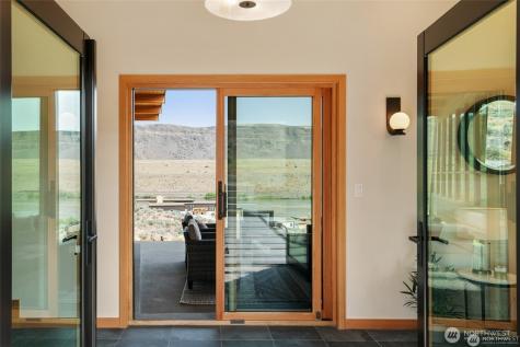 671 Ravens Home Lane Malaga WA 98828