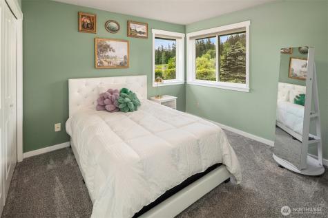 21118 SE 137th Place Issaquah WA 98027