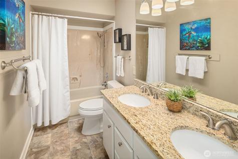 21118 SE 137th Place Issaquah WA 98027