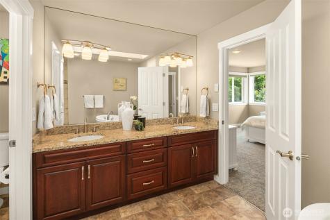 21118 SE 137th Place Issaquah WA 98027