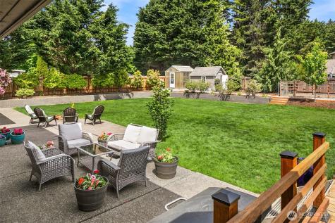21118 SE 137th Place Issaquah WA 98027