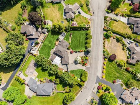 21118 SE 137th Place Issaquah WA 98027