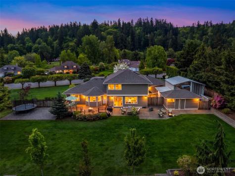 21118 SE 137th Place Issaquah WA 98027