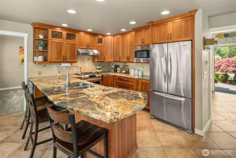 21118 SE 137th Place Issaquah WA 98027