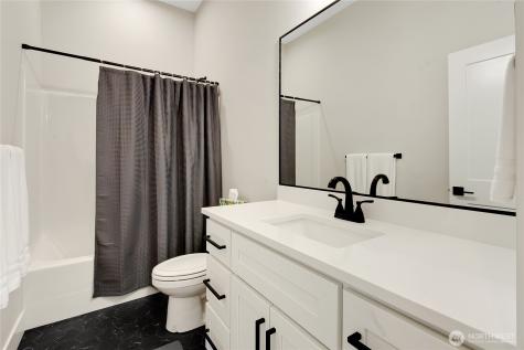 28711 132nd Avenue E Graham WA 98338