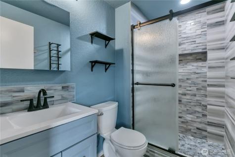 1705 S 88th Street Tacoma WA 98444