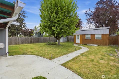 1705 S 88th Street Tacoma WA 98444