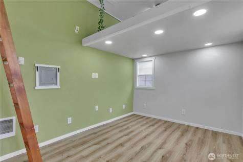 1705 S 88th Street Tacoma WA 98444