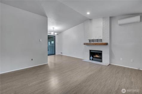 1705 S 88th Street Tacoma WA 98444