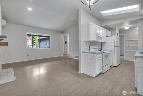 1705 S 88th Street Tacoma WA 98444