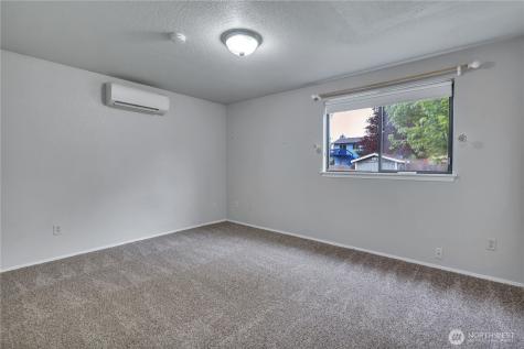 1705 S 88th Street Tacoma WA 98444