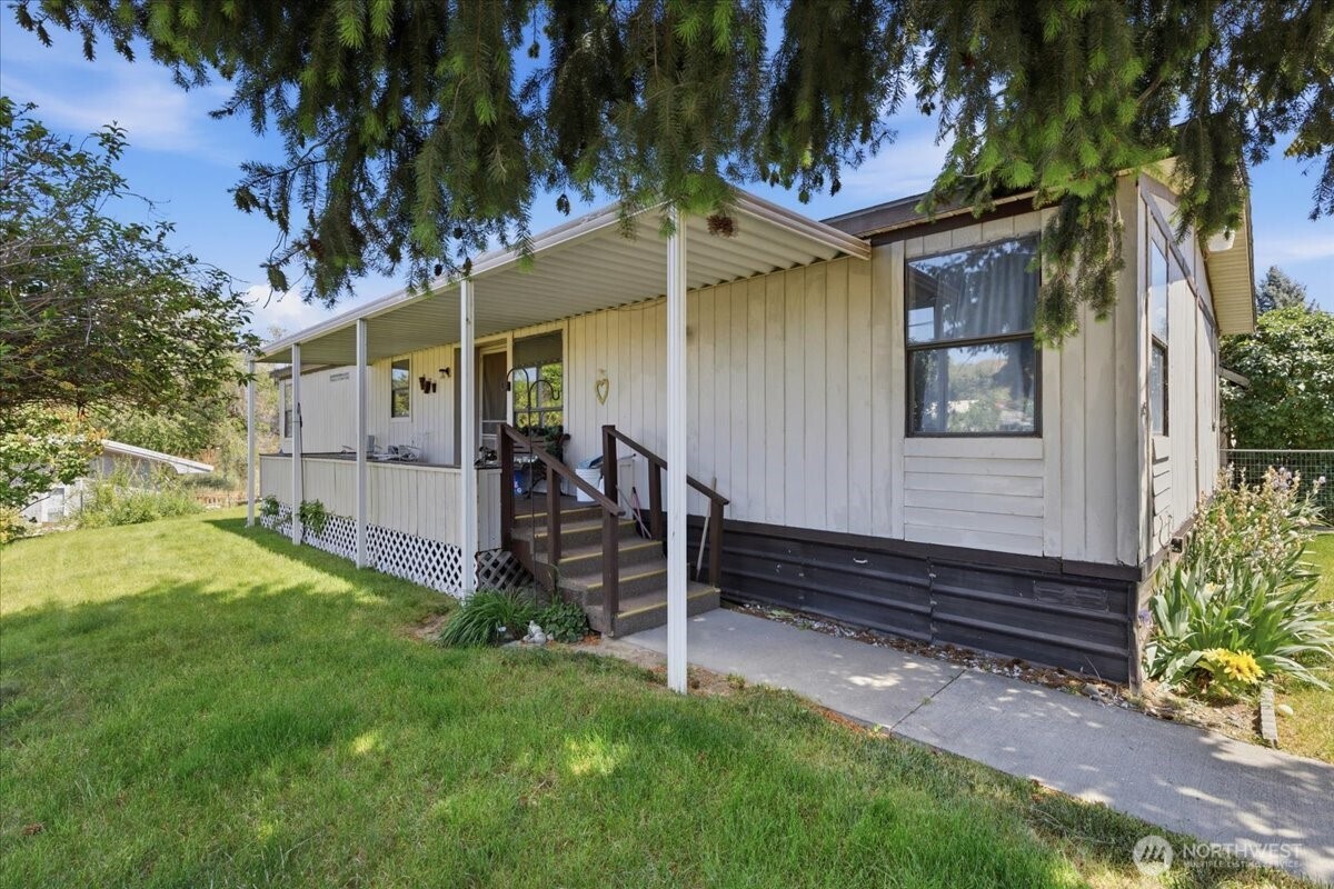 415 Sunny Drive Electric City WA 99123