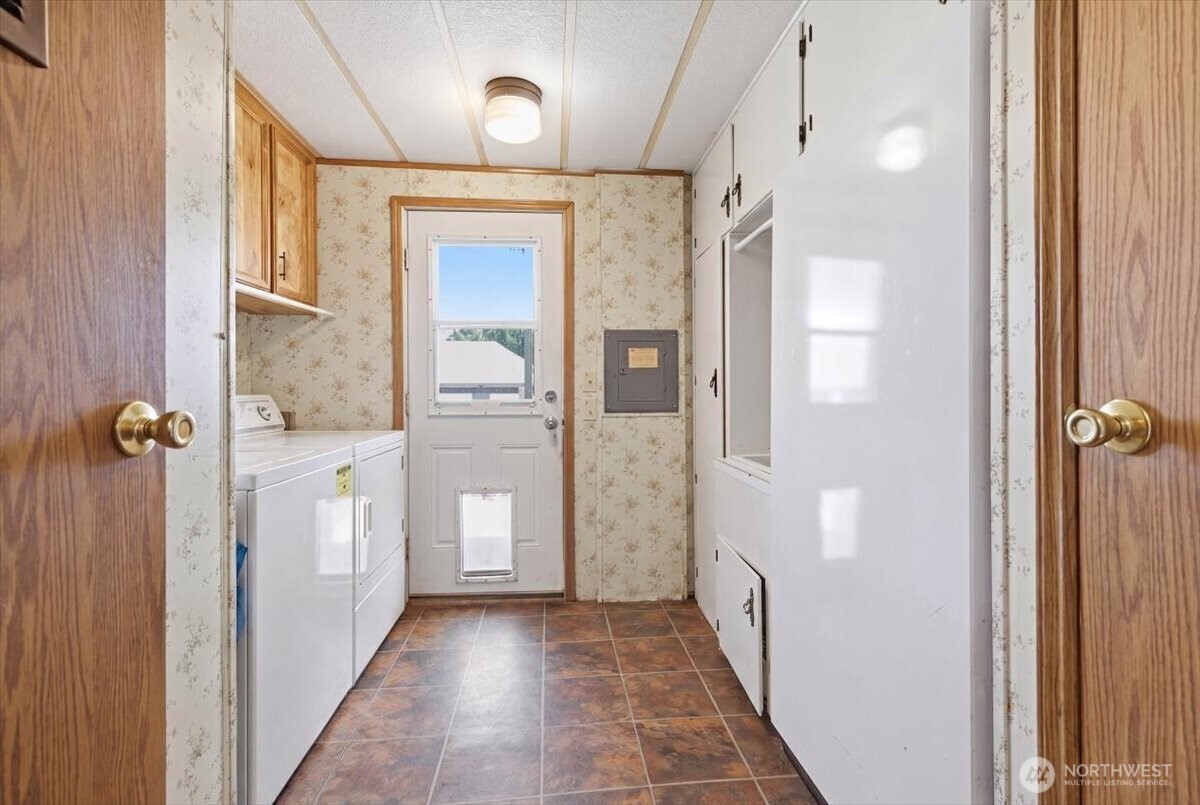 415 Sunny Drive Electric City WA 99123