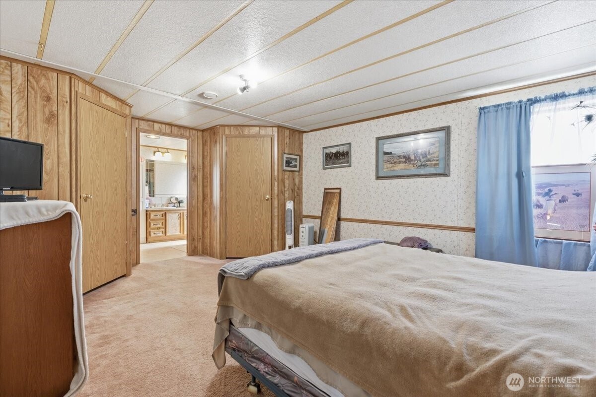 415 Sunny Drive Electric City WA 99123