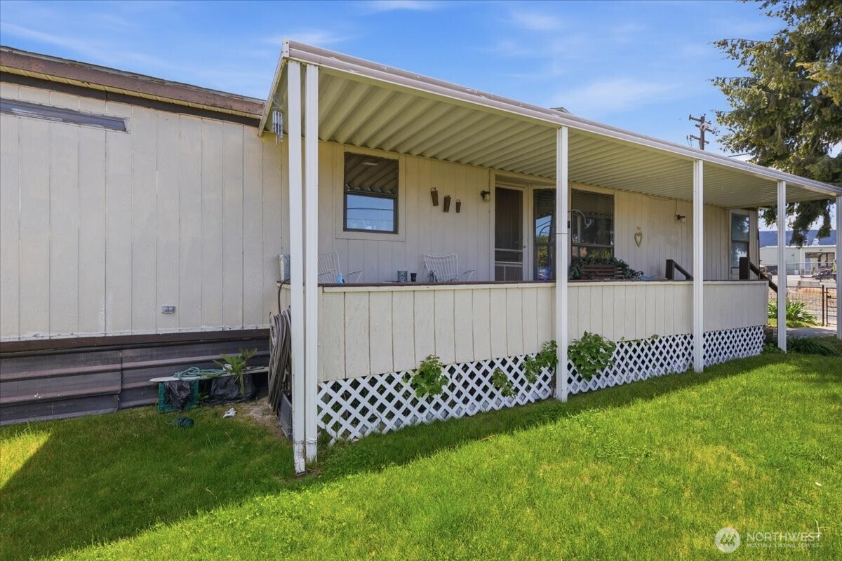 415 Sunny Drive Electric City WA 99123