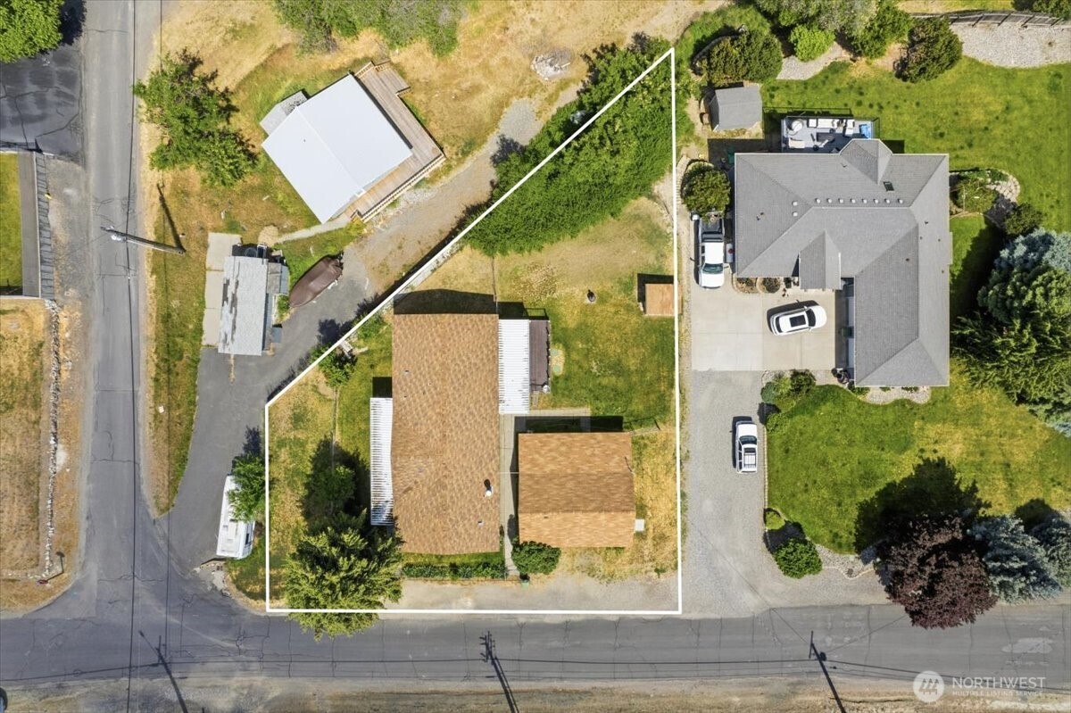 415 Sunny Drive Electric City WA 99123