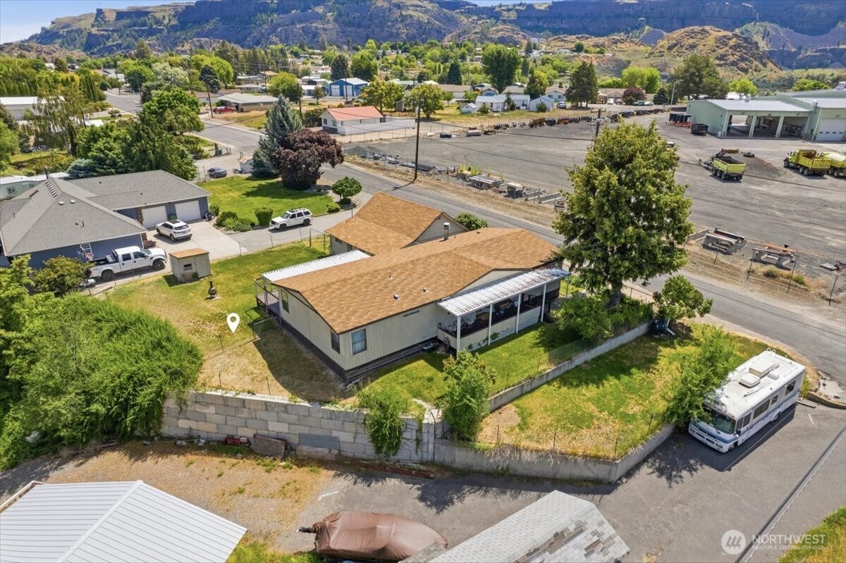 415 Sunny Drive Electric City WA 99123