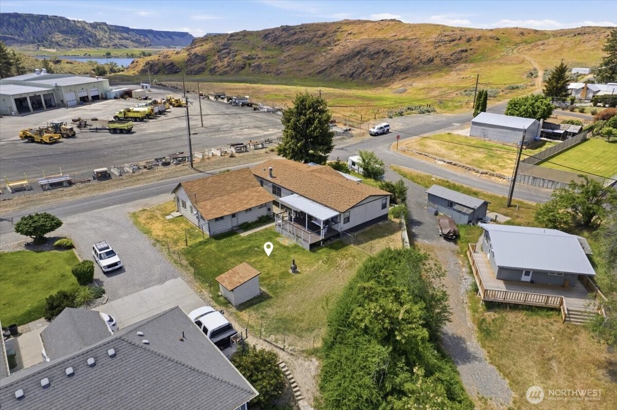 415 Sunny Drive Electric City WA 99123