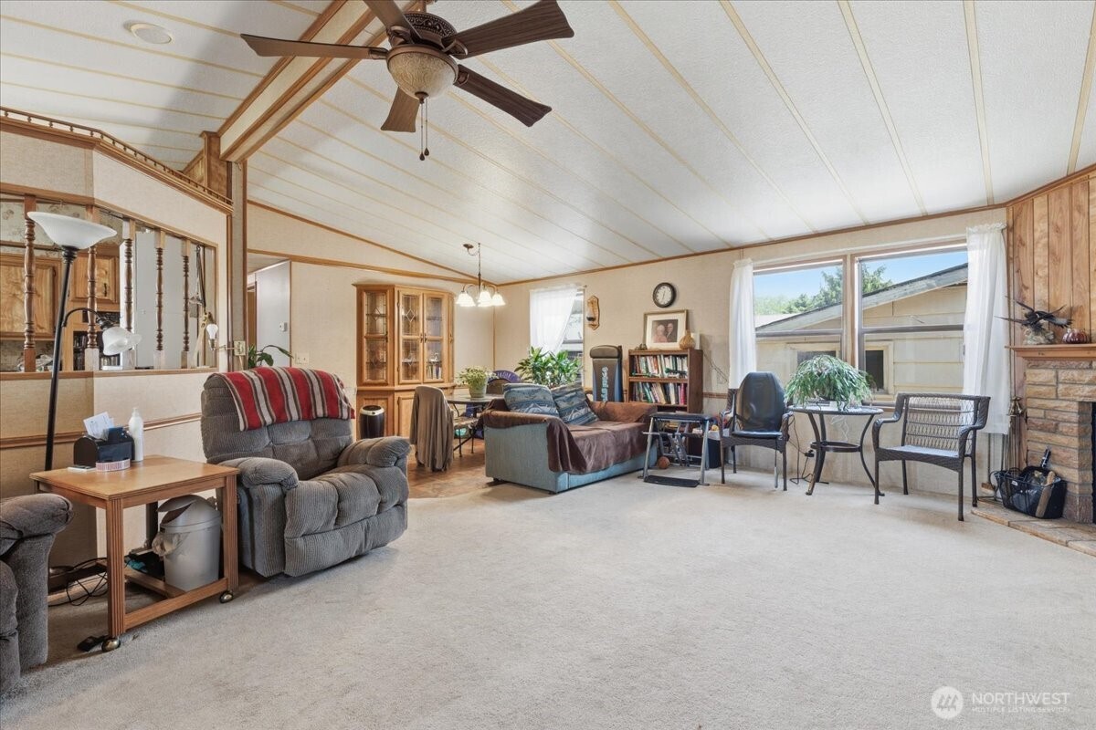 415 Sunny Drive Electric City WA 99123