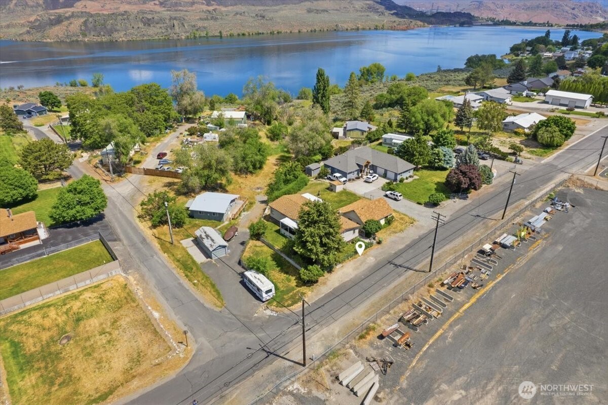 415 Sunny Drive Electric City WA 99123