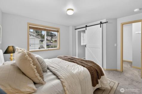 1212 N 12th Place Mount Vernon WA 98273