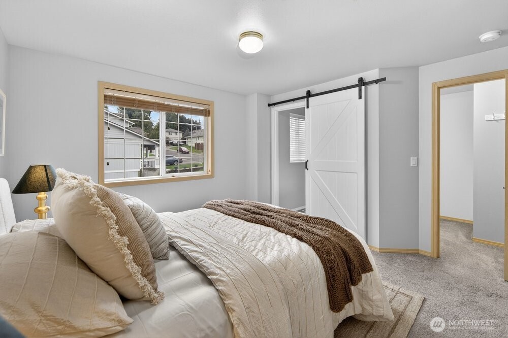1212 N 12th Place Mount Vernon WA 98273
