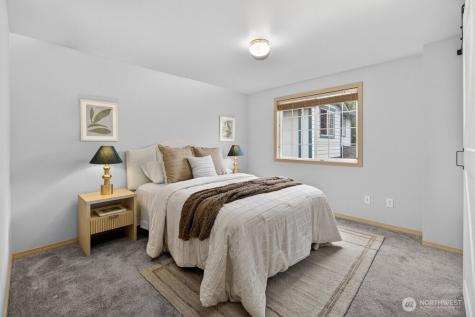 1212 N 12th Place Mount Vernon WA 98273