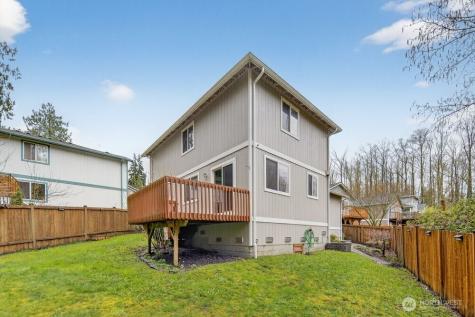 1212 N 12th Place Mount Vernon WA 98273